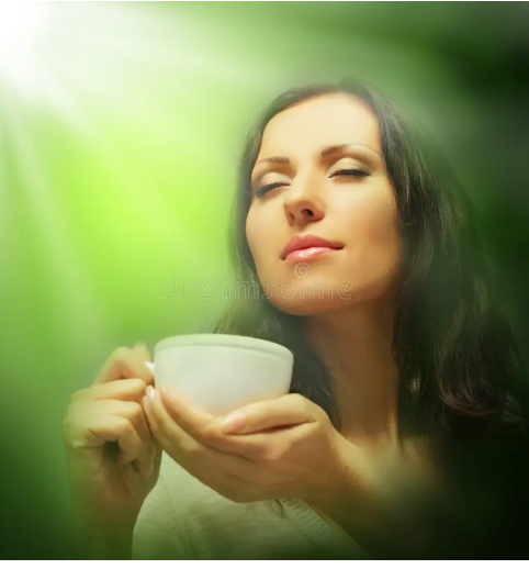 Hira Manavr – Young Marketing Visionary